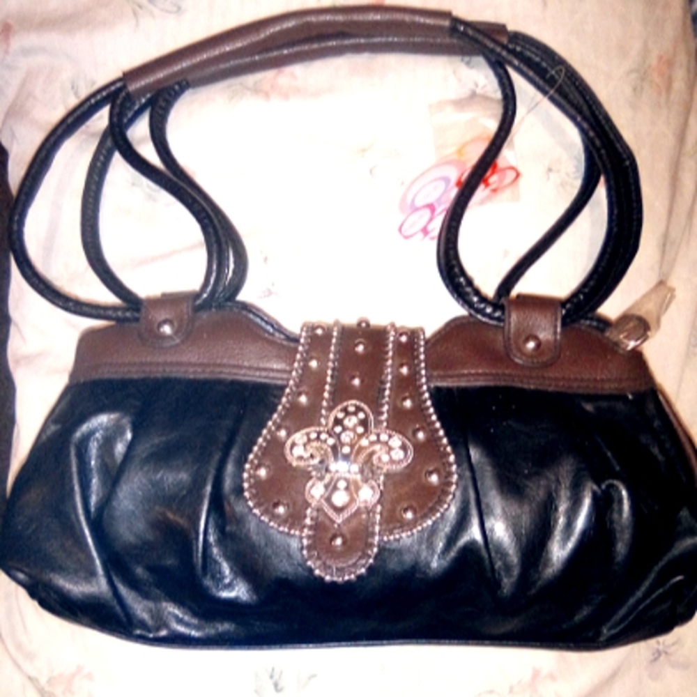 Gigi Olivia purse/handbag
